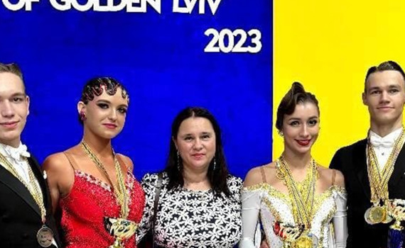 Бальники з Бучі вибороли призові місця на турнірі з танців та потрапили до національної збірної