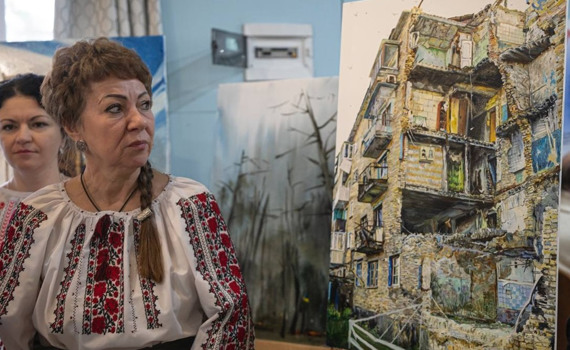 В Гостомельській громаді художники фіксують наслідки війни