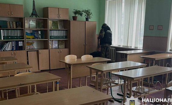 Чому в Бучі вже тричі з початку лютого евакуйовували ліцей? Поліція дала відповіді