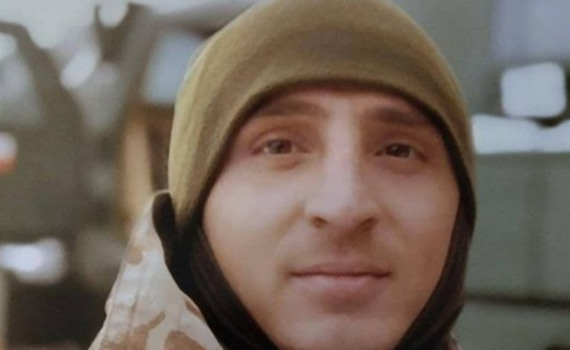 В перші дні війни став на захист громади. На війні загинув Олександр Шапаренко з Макарівщини