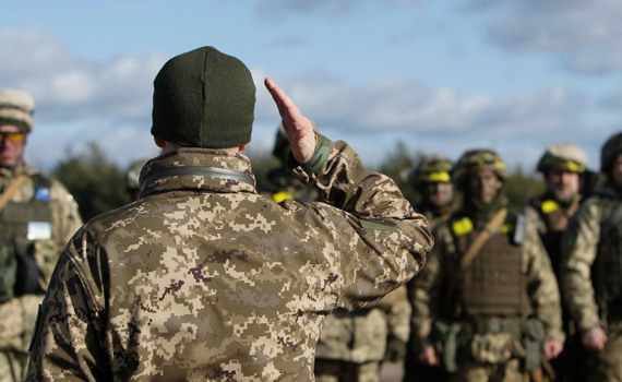 Безплатне навчання для кар’єри на держслужбі, курси водіїв та компенсація за житло для ветеранів