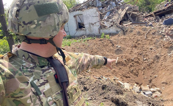 У цьому пеклі людей тримає щось своє. Як виживають жителі прифронтових громад Донеччини