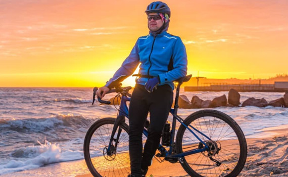 За 5 днів дві фільтрації і 20 блокпостів росіян. Микола Жульов евакуювався з Маріуполя на велосипеді