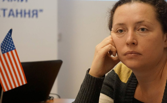 Я в Запоріжжі, аби бути ближче до дому. Ірина Чорна вірить, що її офіс запрацює у вільному Донецьку