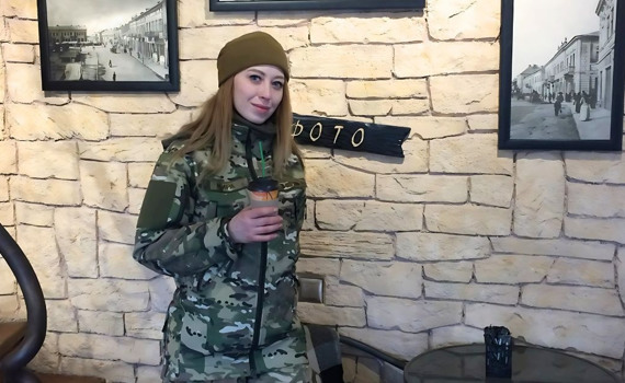 У полоні змушували мити туалети, я втратила зір. “Азовка” “Міра” дуже хоче бачити і просить допомоги