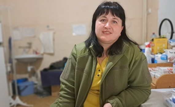 Вишивка між чергуваннями. Як Світлана Горєлова рятує бійців у польовому шпиталі на Донеччині