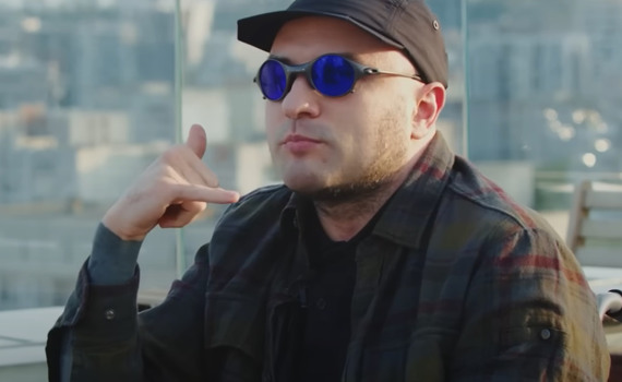 Віктор Розовий про поранення, розлучення та ворогів: "Буду воювати з феміністками до кінця"