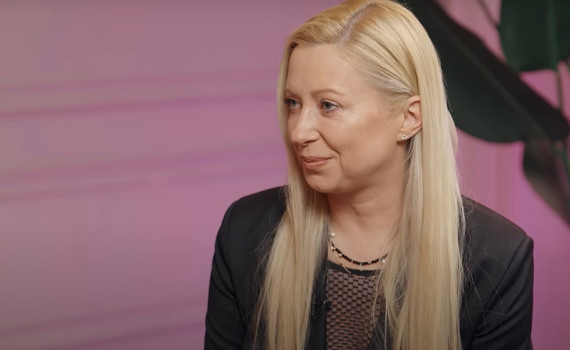 "Мама віддала пенсію за Кульбаби". Тоня Матвієнко про пізній успіх та життя в тіні легенди