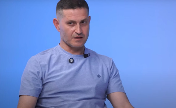 Від заслуженого артиста до сержанта ЗСУ — історія Ахтема Сейтаблаєва