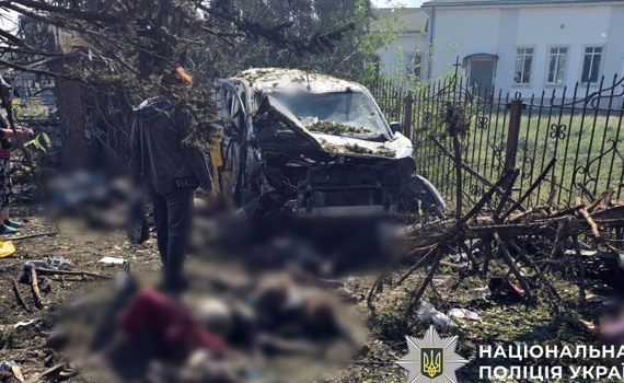 Росіяни вбили понад 20 людей у Яровій на Донеччині. Вони стояли у черзі за пенсією