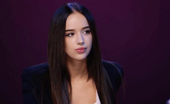 Сімбочка з «Калуша» показала квартиру за 167 тис. грн на місяць та розповіла про особисте життя