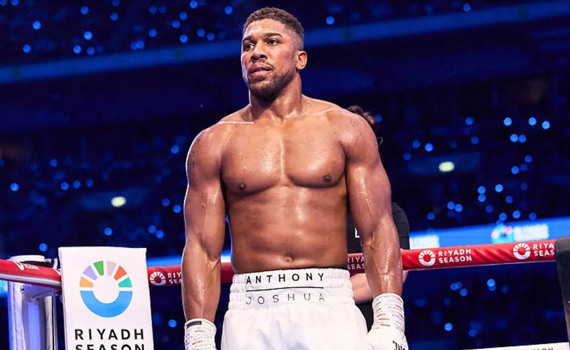 Ентоні Джошуа потрапив у смертельну ДТП у Нігерії. Що сталося