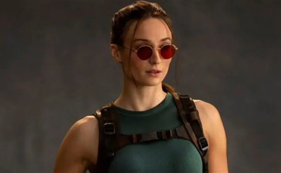 Софі Тернер зіграє у ролі Лари Крофт. У Prime Video показали першій кадри серіалу