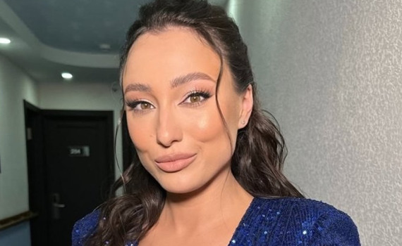 24 поверх, $1000, без ліфта. Анастасія Половинкіна відкрила двері своєї київської квартири