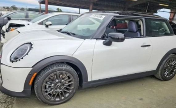 Ринок авто з США для України у 2026