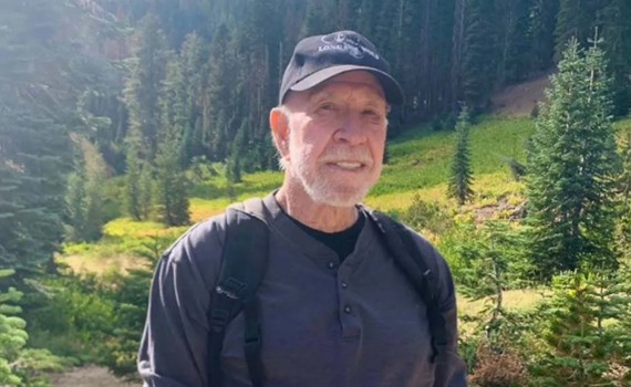 86-річний Чак Норріс опинився в лікарні, через пару годин з’явилось повідомлення про смерть актора