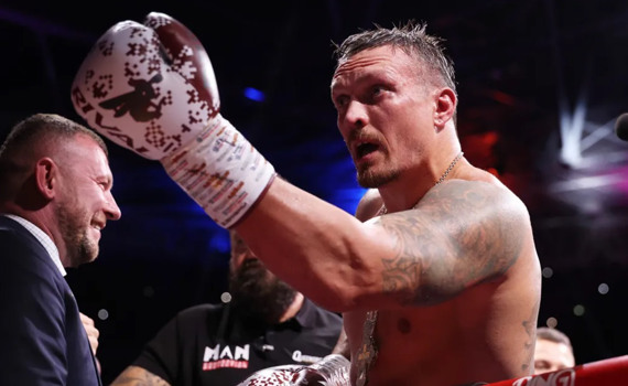 Усик розповів про підготовку до бою з Верховеном: «Команда вже має план Б»