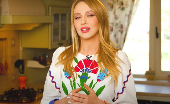 Оля Полякова поділилася рецептом паски, який вдосконалювала 10 років