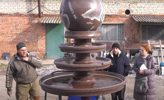 Удивляют техникой и ценой. Кто в Славянске делает фонтаны, в которых камень держится на воде