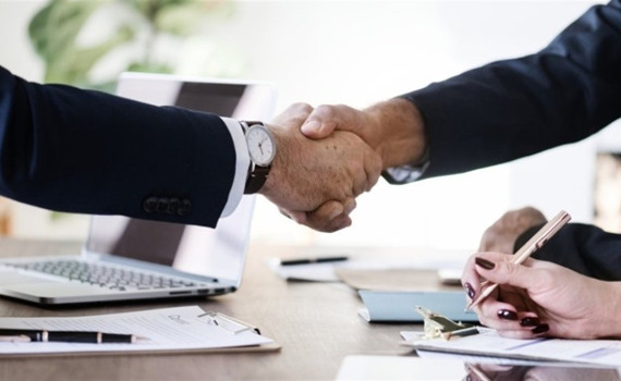 До 5000 доларів на власний бізнес. Хто може отримати грант і як подати заявку