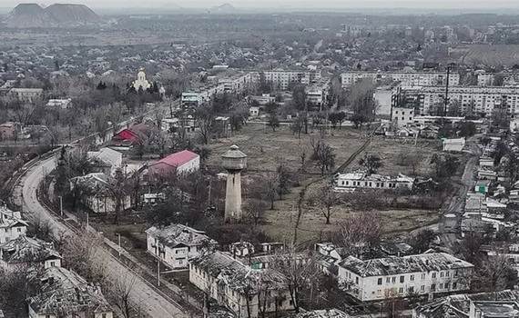 Мирноград з висоти. Морські піхотинці показали кадри зі зруйнованого міста – відео