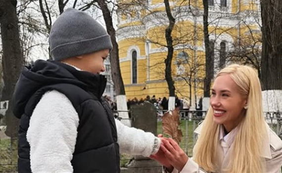 Великдень 2026, як українські зірки зустріли світле свято — фото з освячення