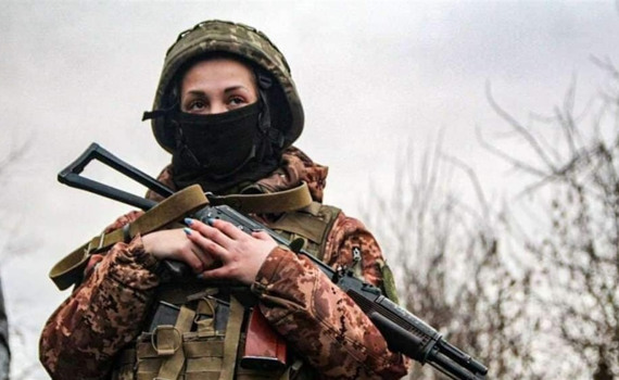 Потрапила під артобстріл та вижила. Медикиня Віка з Луганська повернулася з полону та пішла на фронт