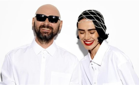 Гурт ADAM випустив пісню "Сильно-сильно" — особиста історія кохання Михайла Клименко та Саші Норової