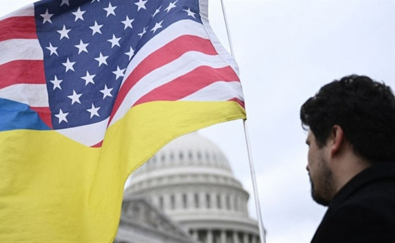 Майже 200 тисяч українців у США ризикують втратити легальний статус. Що сталось?