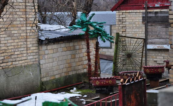 Як живе частково окупована Жованка, коли не треба ховатися від обстрілів