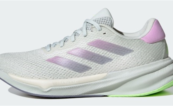 Вибір жіночих кросівок Adidas для активного стилю життя