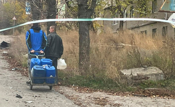 Попри холод, люди не поспішають евакуюватися з Донеччини. Чому так і скільки людей живуть у регіоні?