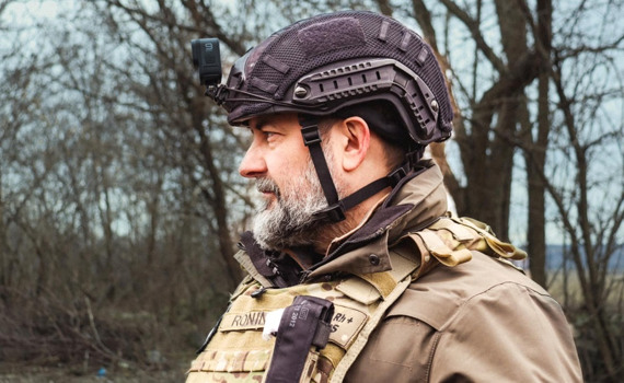Гайдай йде з посади. Яким ми запам'ятаємо голову Луганської ОВА під час війни. 10 промовистих фото