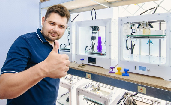 Как айтишники меняют подход к обучению информатике в школах Донецкой области. И что на выходе?