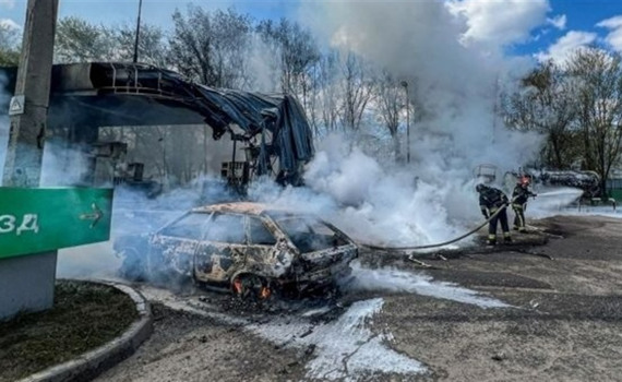 Росія б’є по АЗС — у Харкові і Краматорську та інших містах. Що робити водіям під час тривоги