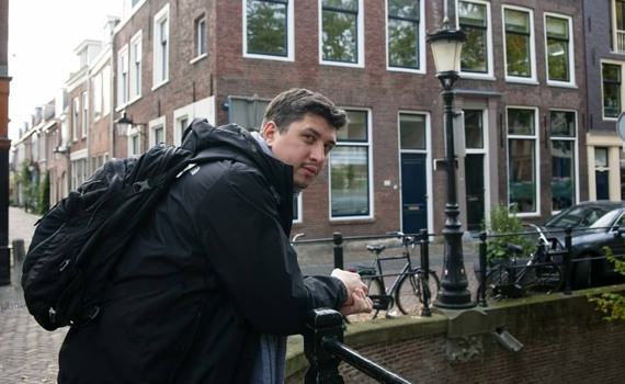 Дончанин Василий Зинченко 2 года живет в Нидерландах. Говорим о легалайзе и страховке для кошки