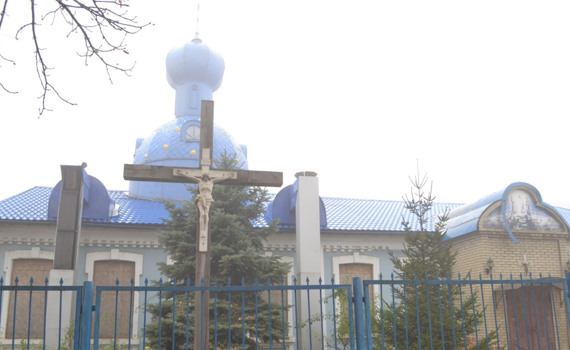 Балтийское издание рассказало о православных, протестантах и мусульманах, которые остались в Донецке
