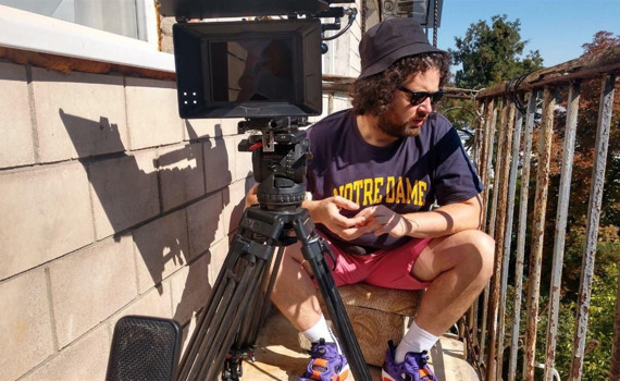 Торговал углем, а затем стал режиссером и снял фильм о балконах. История Романа Блажана из Донецка