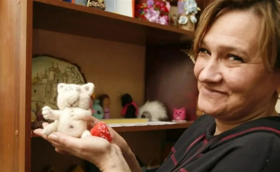 Росіянці, яка "опікувалася" дітьми з Маріуполя, світить 10 років. Її арештували за торгівлю дітьми