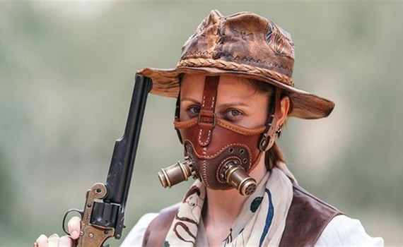 Кино в пустыне. Ирина Проскурина из Северодонецка рассказала о закулисье клипа группы «Антитіла»