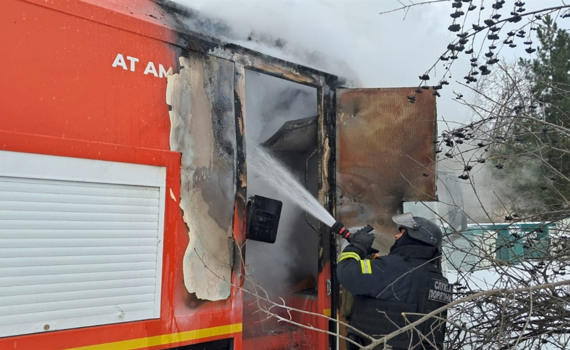 Росіяни вдарили по рятувальниках у Слов'янську. Вони гасили пожежу після обстрілу