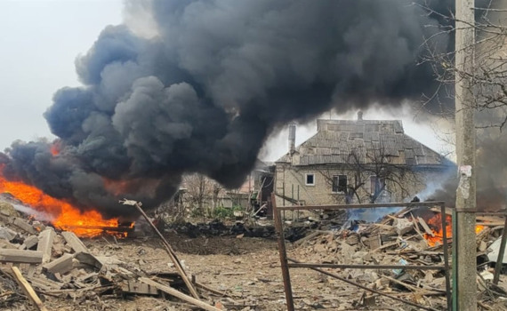 Росіяни скинули дев'ять бомб на Дружківку. Є загибла та поранений — деталі