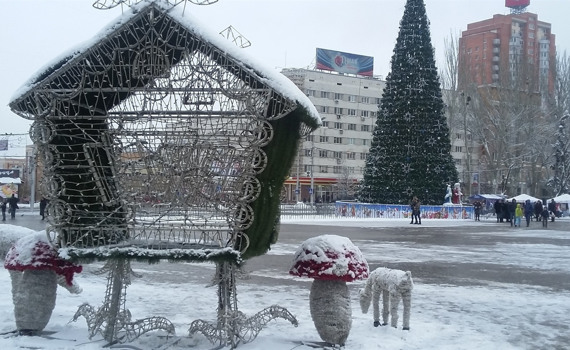  Предновогодний Донецк: 45 фотографий из города, который готовится встречать 2019 год