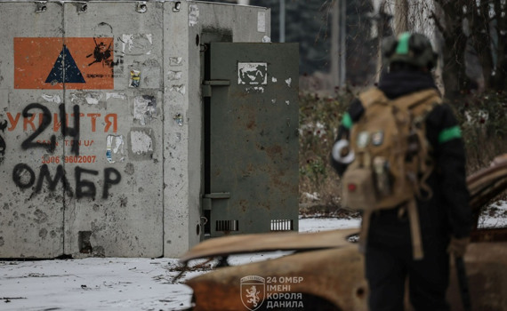 Виходили пішки на світанку. Військові вивели з Костянтинівки жінку з 5-річним сином