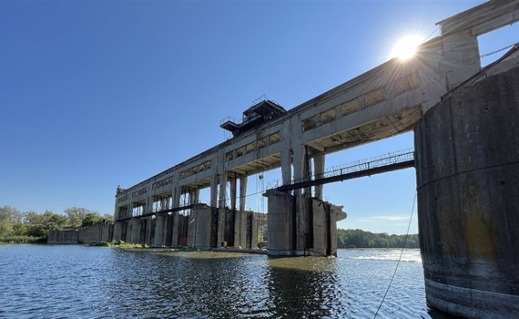 Росіяни зруйнували греблю біля Райгородка. Води залишилось на два тижні — що відомо
