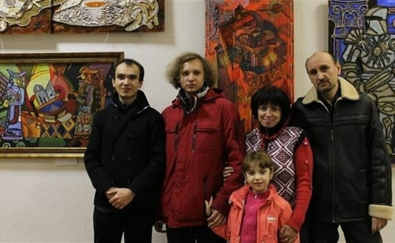 Малював людей та побут у підвалах. Історія маріупольської родини художників Немировських