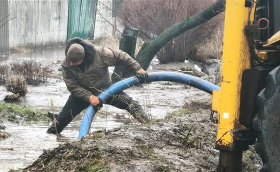 У Краматорській громаді через негоду підтопило щонайменше 15 дворів. Як там допомагають людям