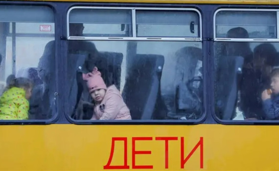 Росія викрала 24 дитини з Луганщини з початку року. Там називають це «сімейнозберігаючим підходом»