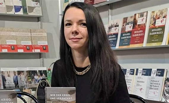 Ольга Волинська видала в Австрії книгу “Як війна нас змінює”. Це свідчення про воєнні злочини росіян