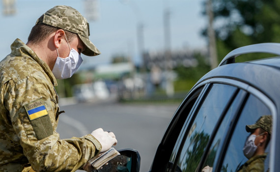 Ситуация на КПВВ: кто смог пересечь линию разграничения в выходные